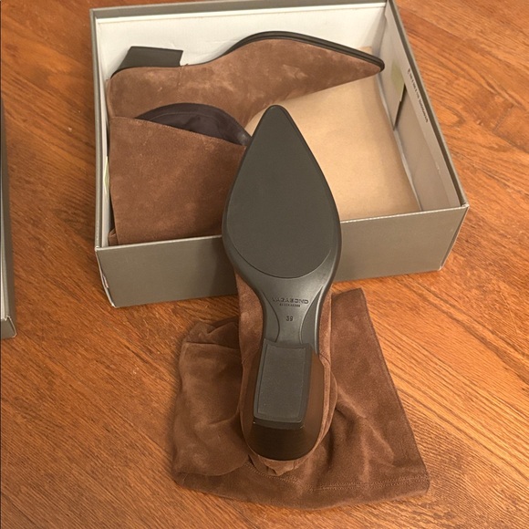 Cassie Tall Vagabond Slouch Boot in Mocha Brown - Picture 14 of 16